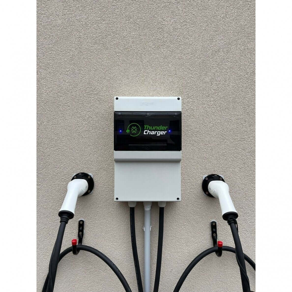Charging station 3 Phase, 22 kW with 2 pcs Type 2 cable 5m long